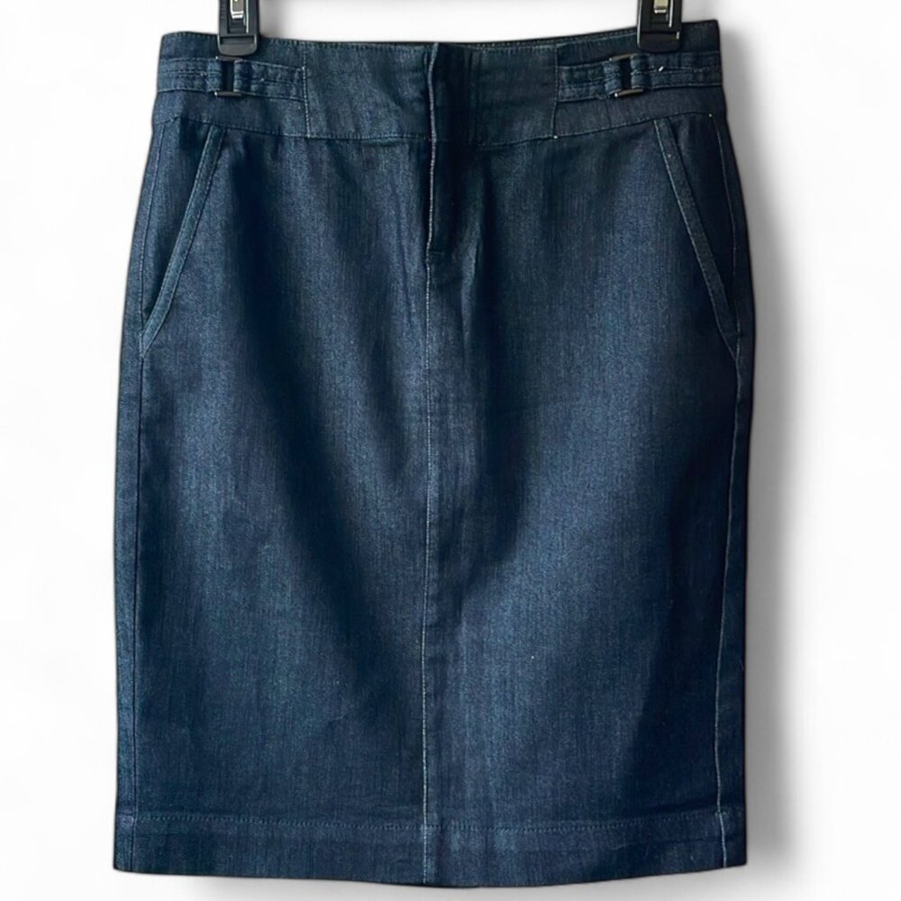 Roz & Ali Dark Denim Pencil Skirt Size 2 - Picture 1 of 7